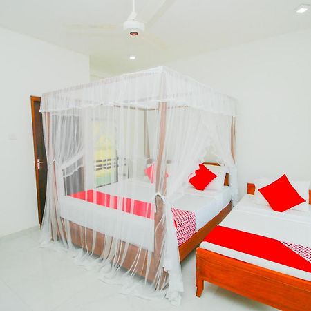 Onaro Beach View Matara Kamer foto